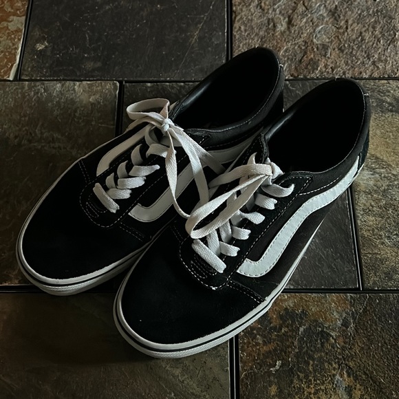 Vans Old Skool Shoes, Women’s Size 7.5 - Picture 1 of 7